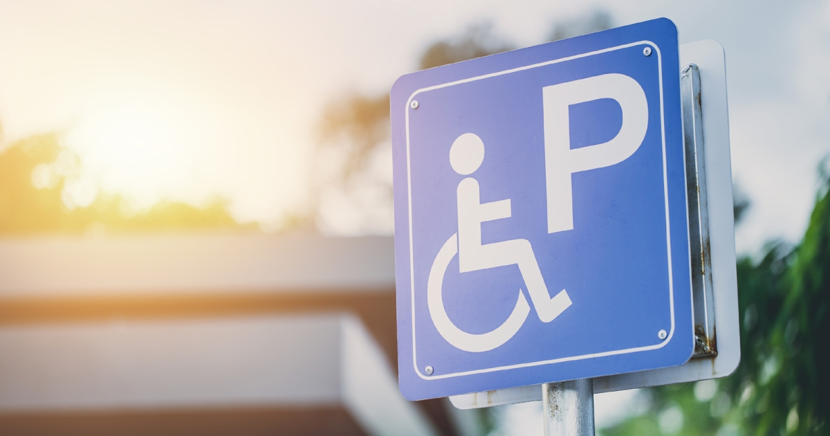 Persoane cu dizabilitati parcare